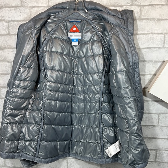 Columbia Omni-heat 650 turbodown jacket size Medium - Picture 13 of 17